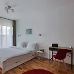 Penthouse Waldo Apartment *